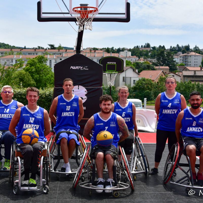 équipe handi basket photo groupe
