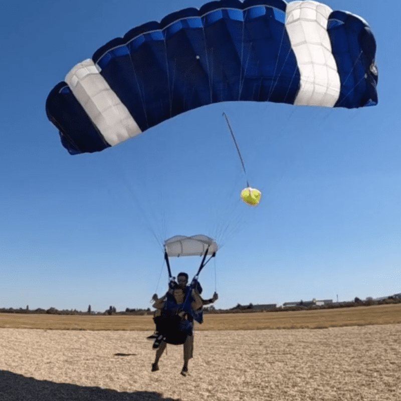 Parachute Tandem